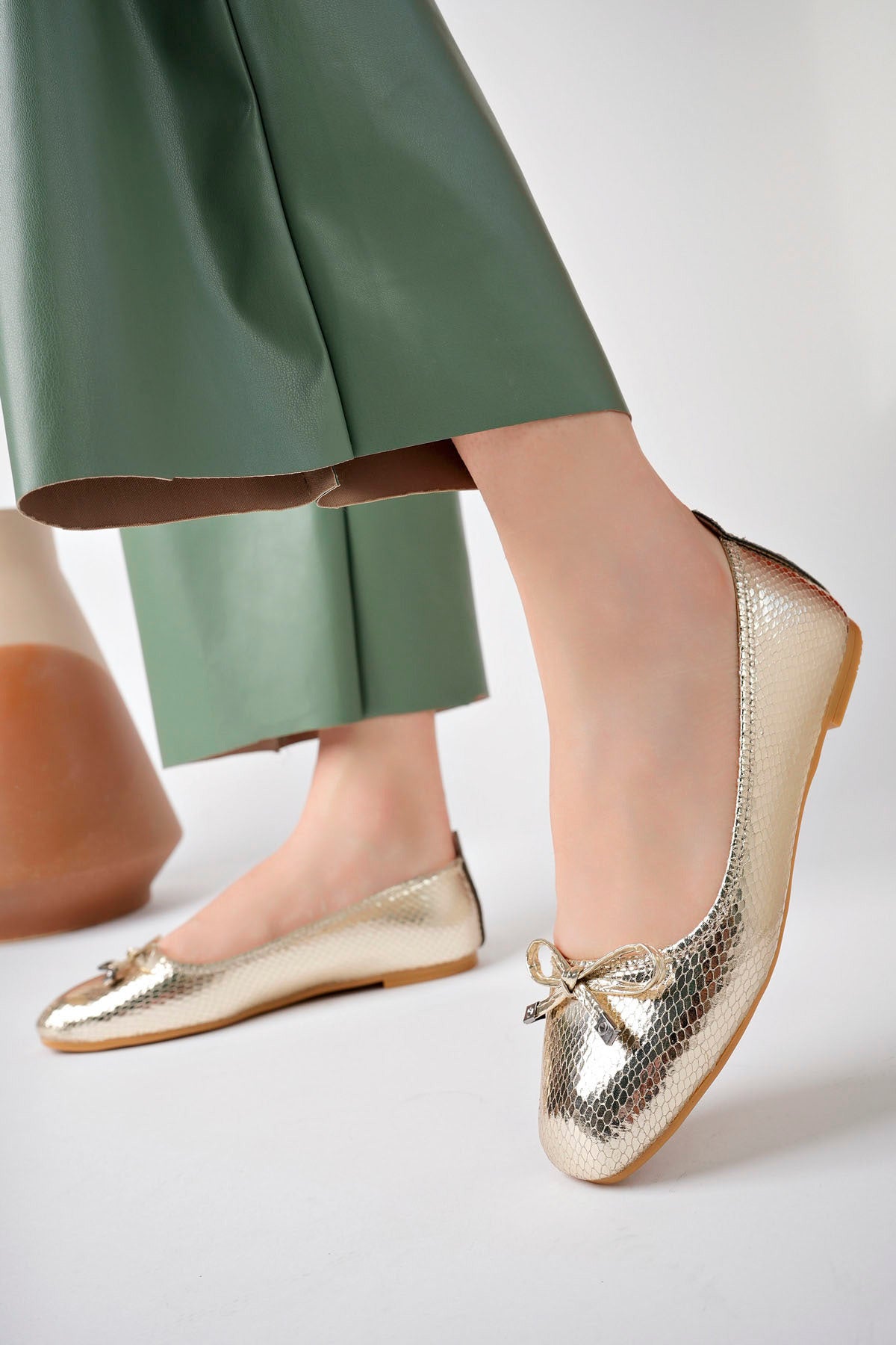 باليرينا StWenn لون ذهبي