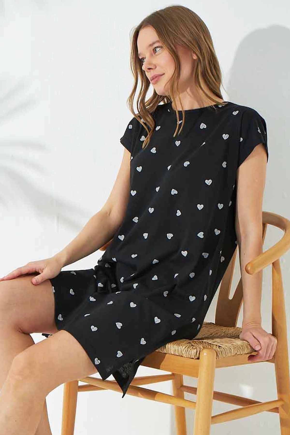 قميص النوم Siyah İnci لون أسود