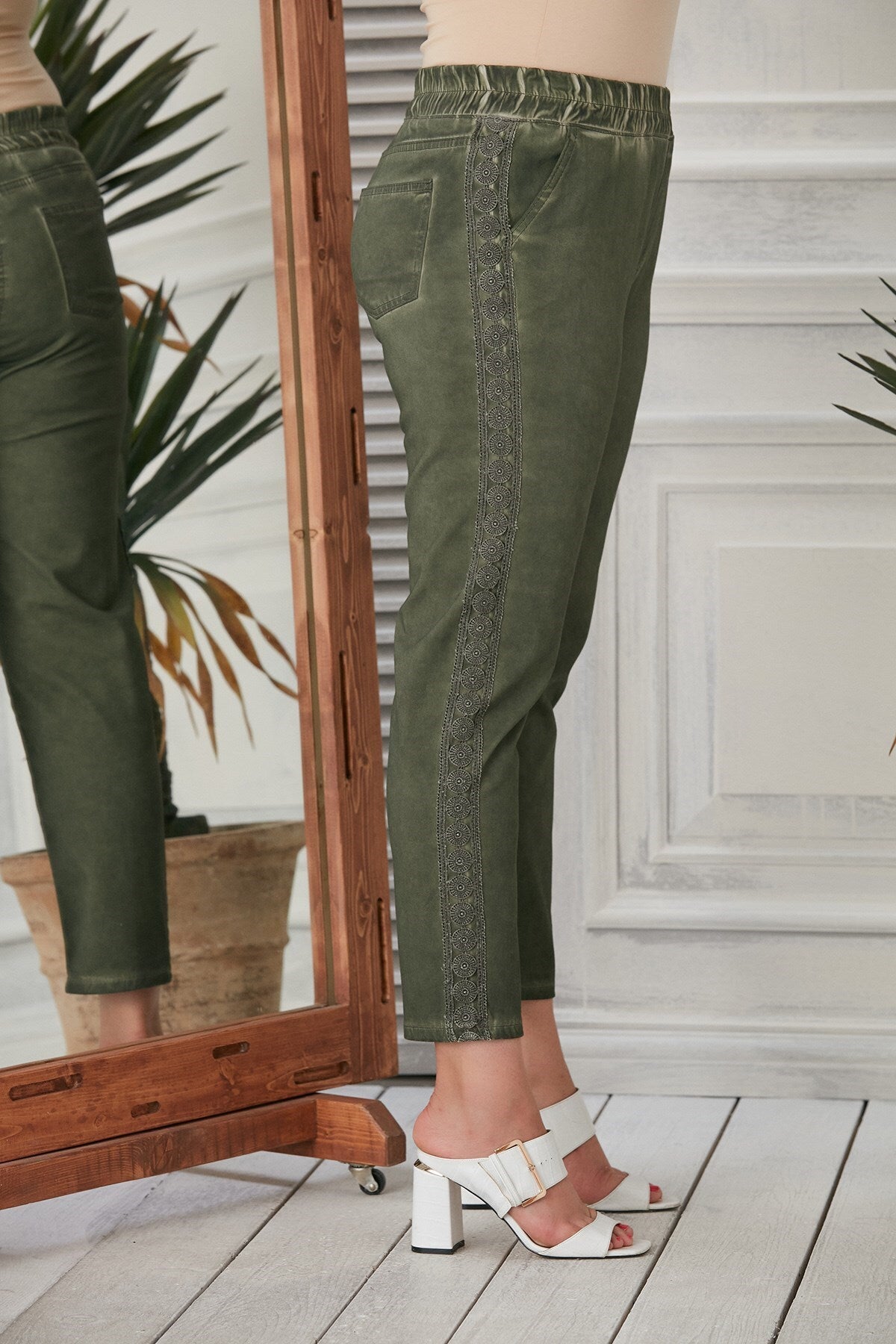 بنطال Rmg لون كاكي