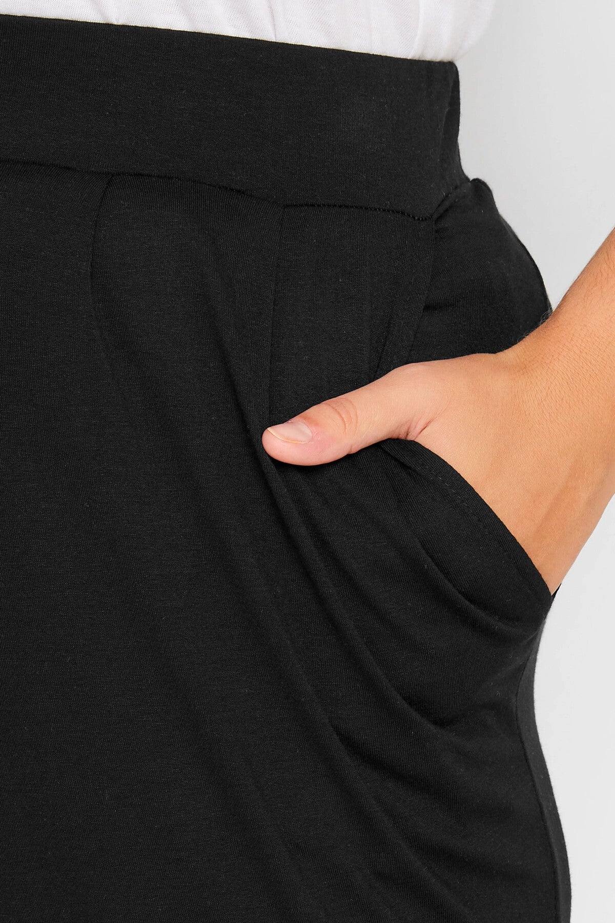 بنطال مقاس كبير uniq store لون أسود