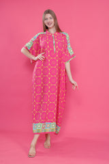 فستان mervemoda لون زهري