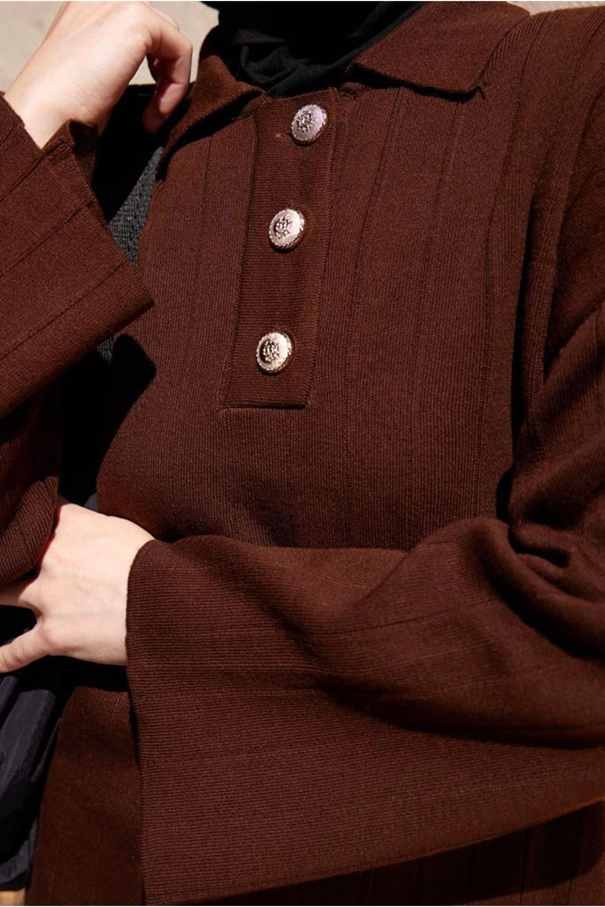 طقم رياضي Moda Rosa لون بني