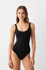 جسم Bershka لون أسود