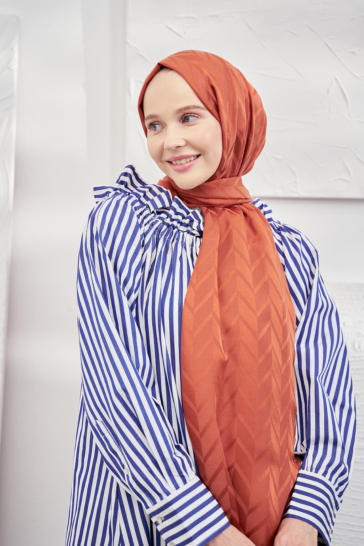 شال ARMANDA لون برتقالي