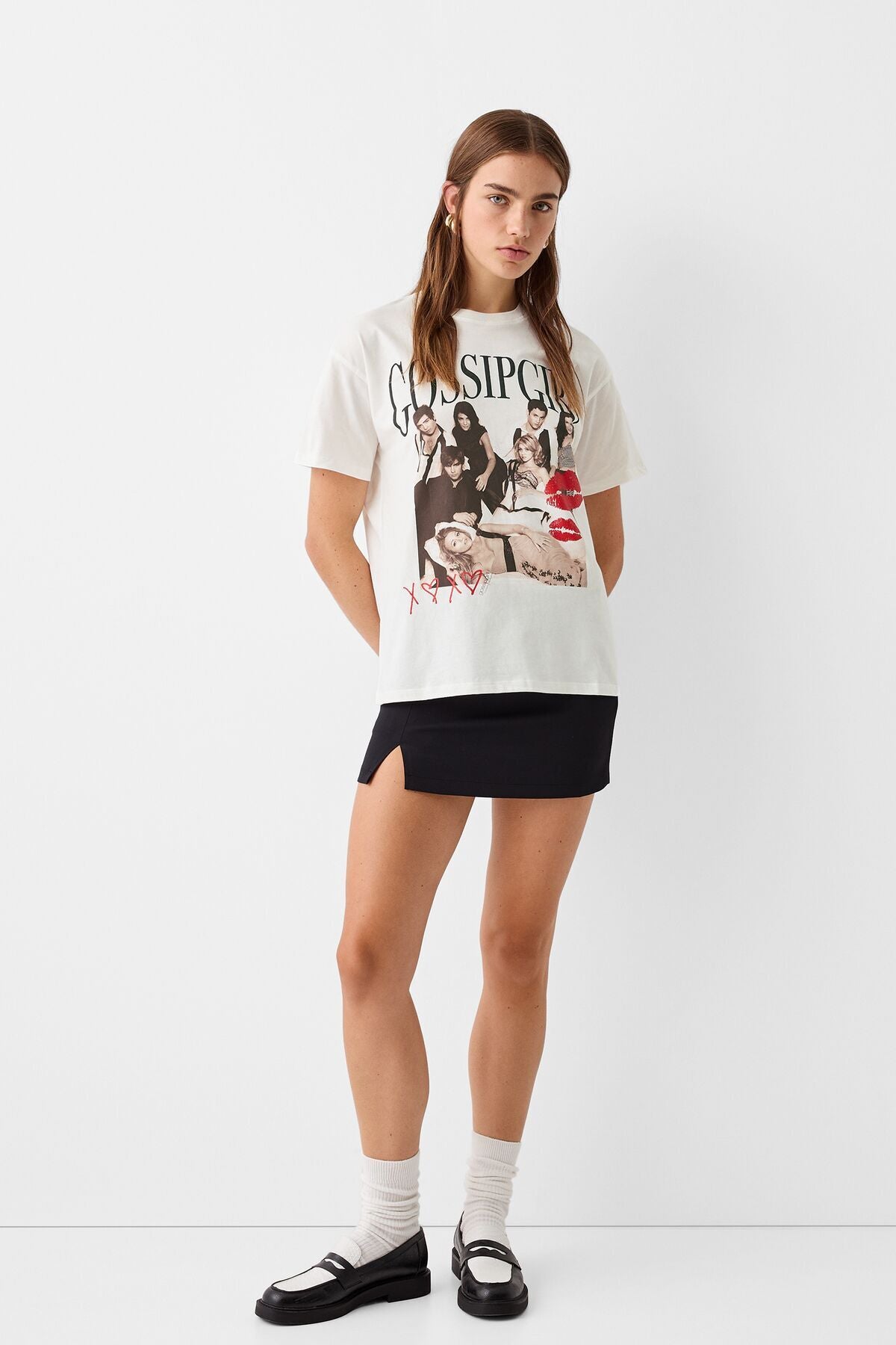 تيشيرت Bershka لون بيج