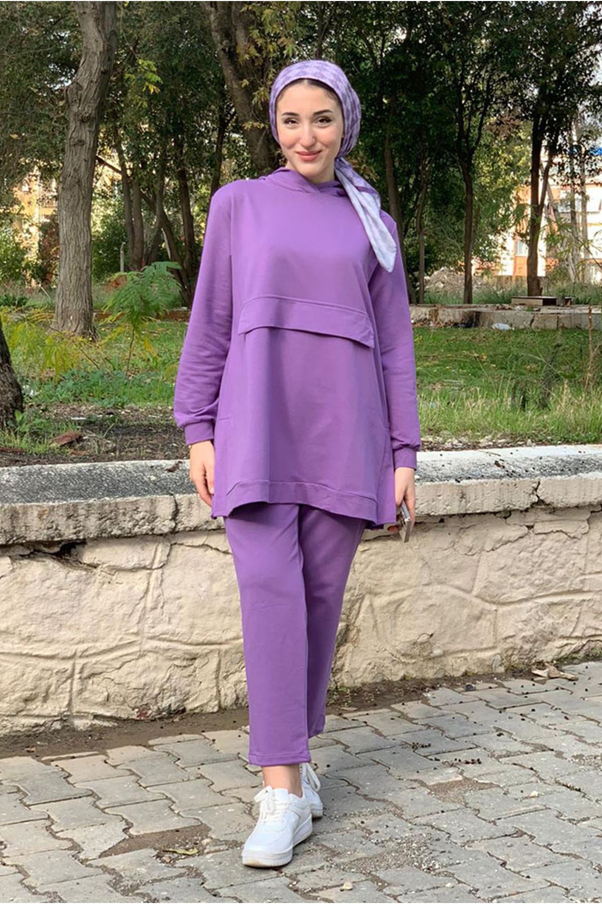 طقم رياضي Moda Rosa لون بنفسجي
