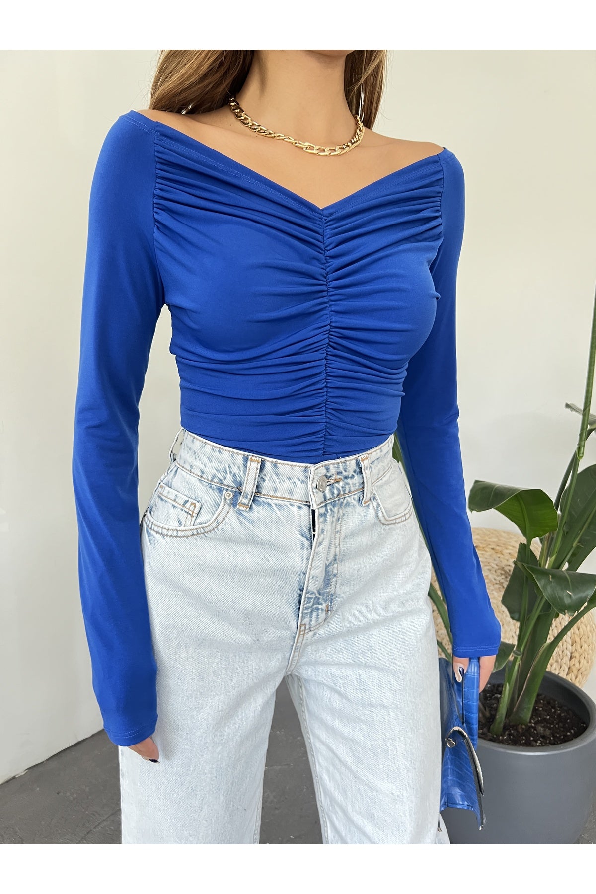 بلوزة Fav Style لون أزرق غامق