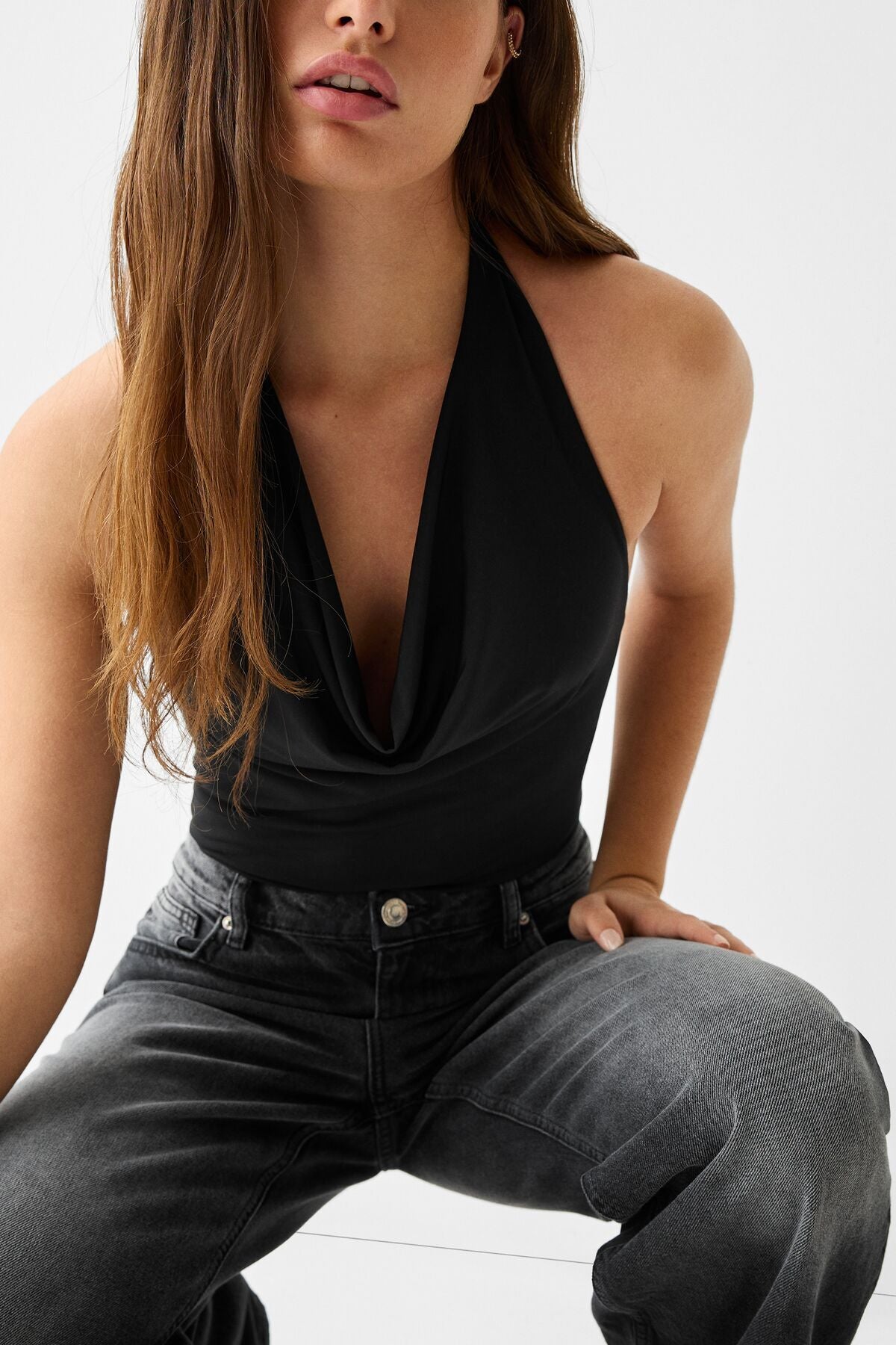 جسم Bershka لون أسود