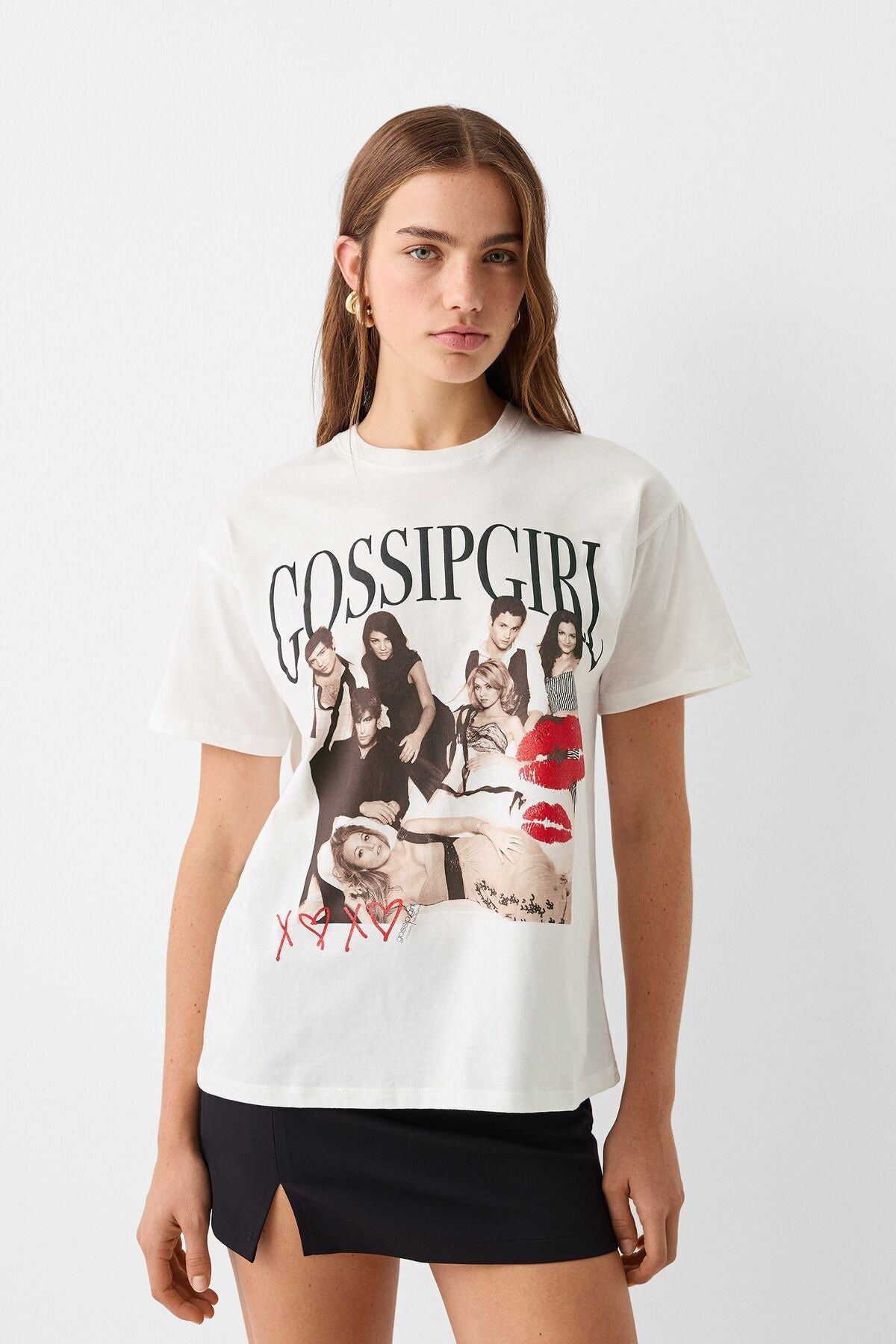 تيشيرت Bershka لون بيج