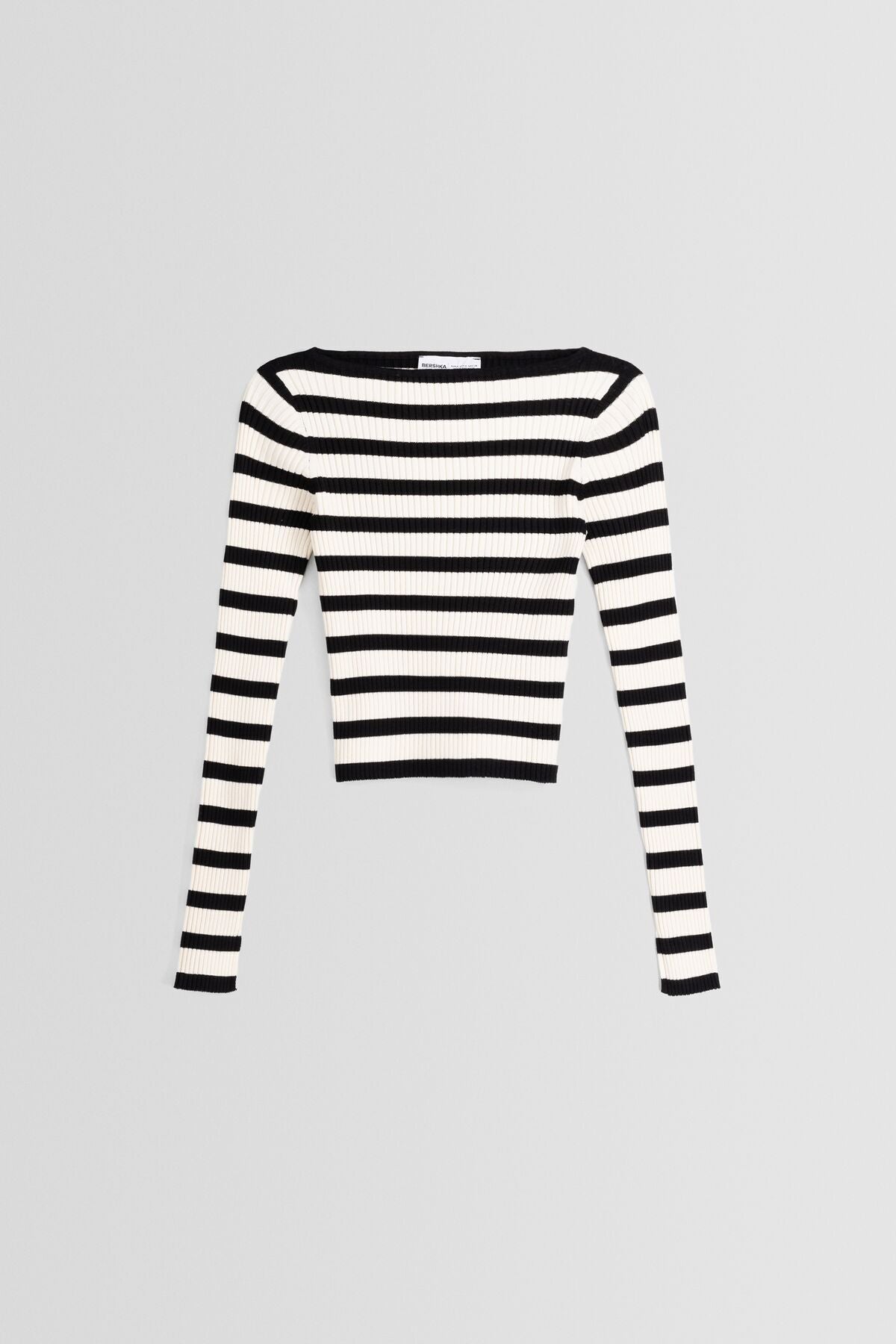 كنزة Bershka لون أسود
