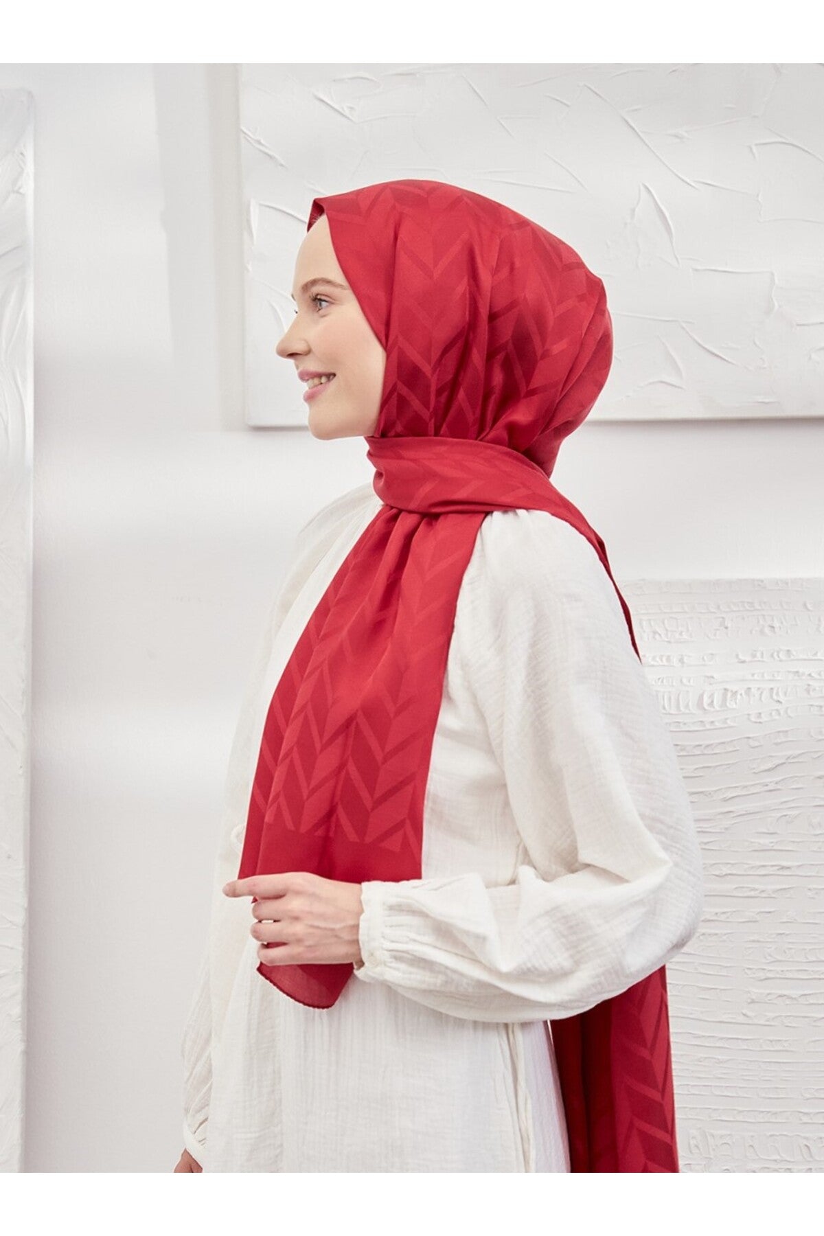 شال ARMANDA لون أحمر