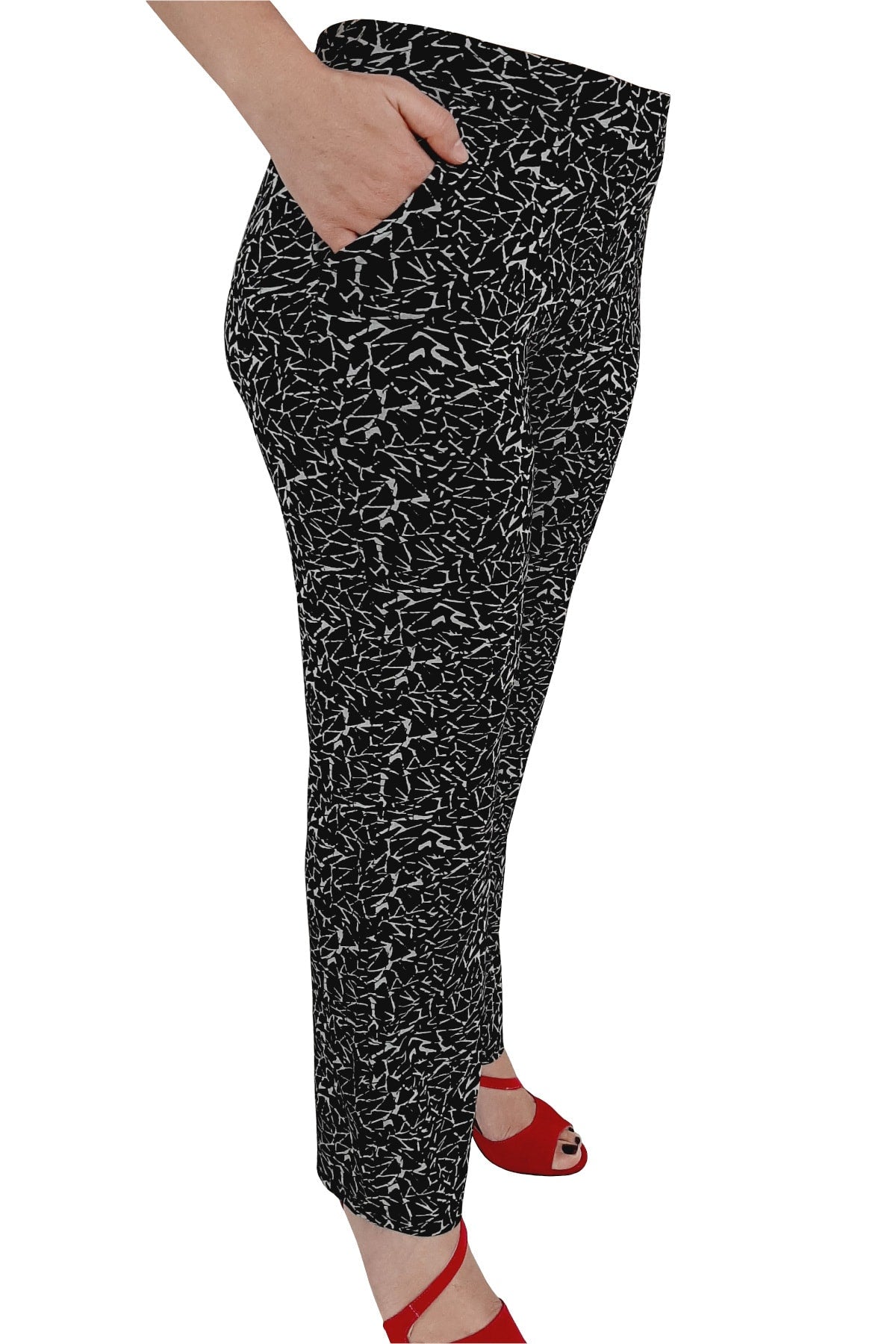 بنطال HemaZen لون أسود