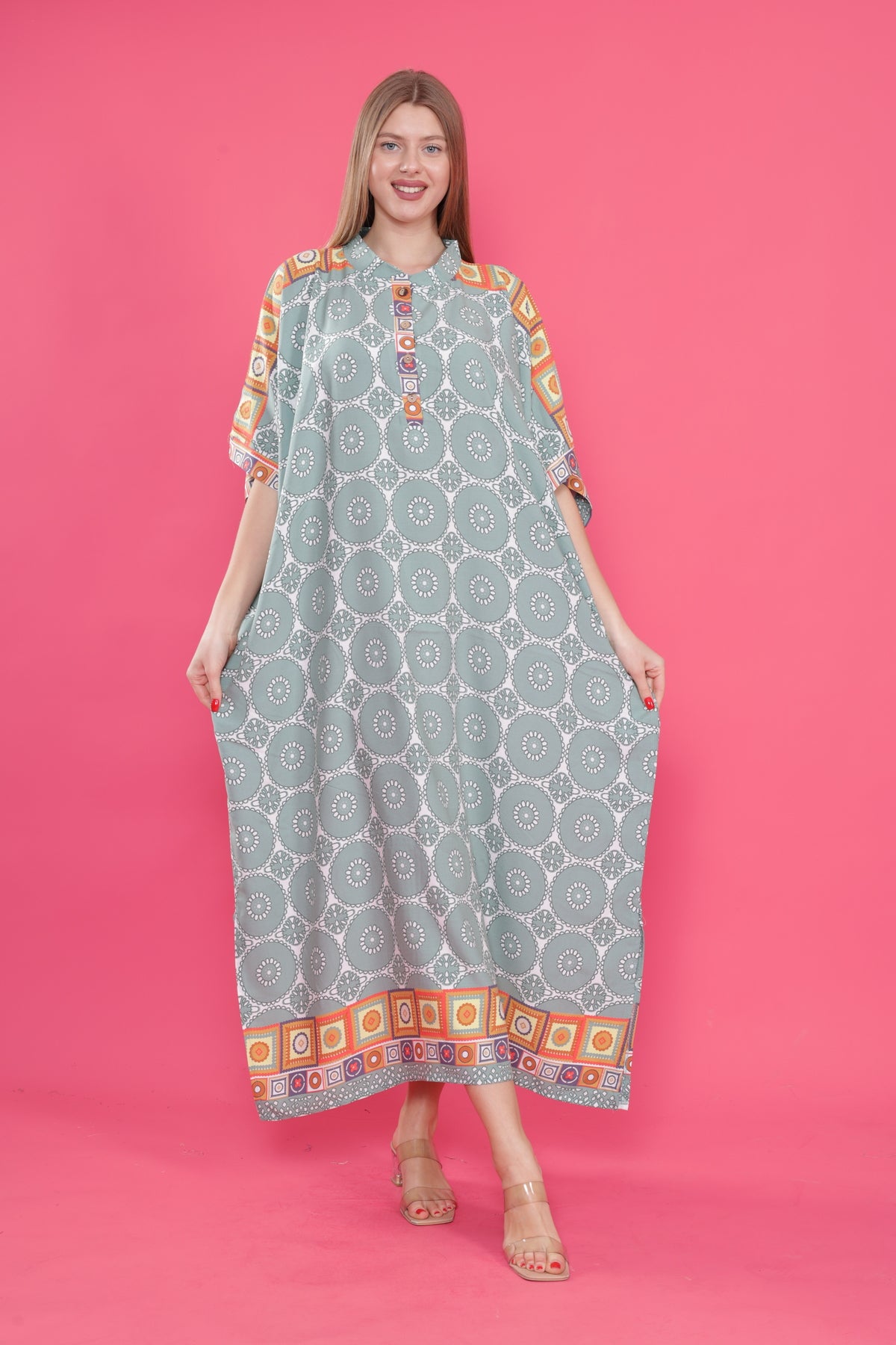 فستان mervemoda لون بيج