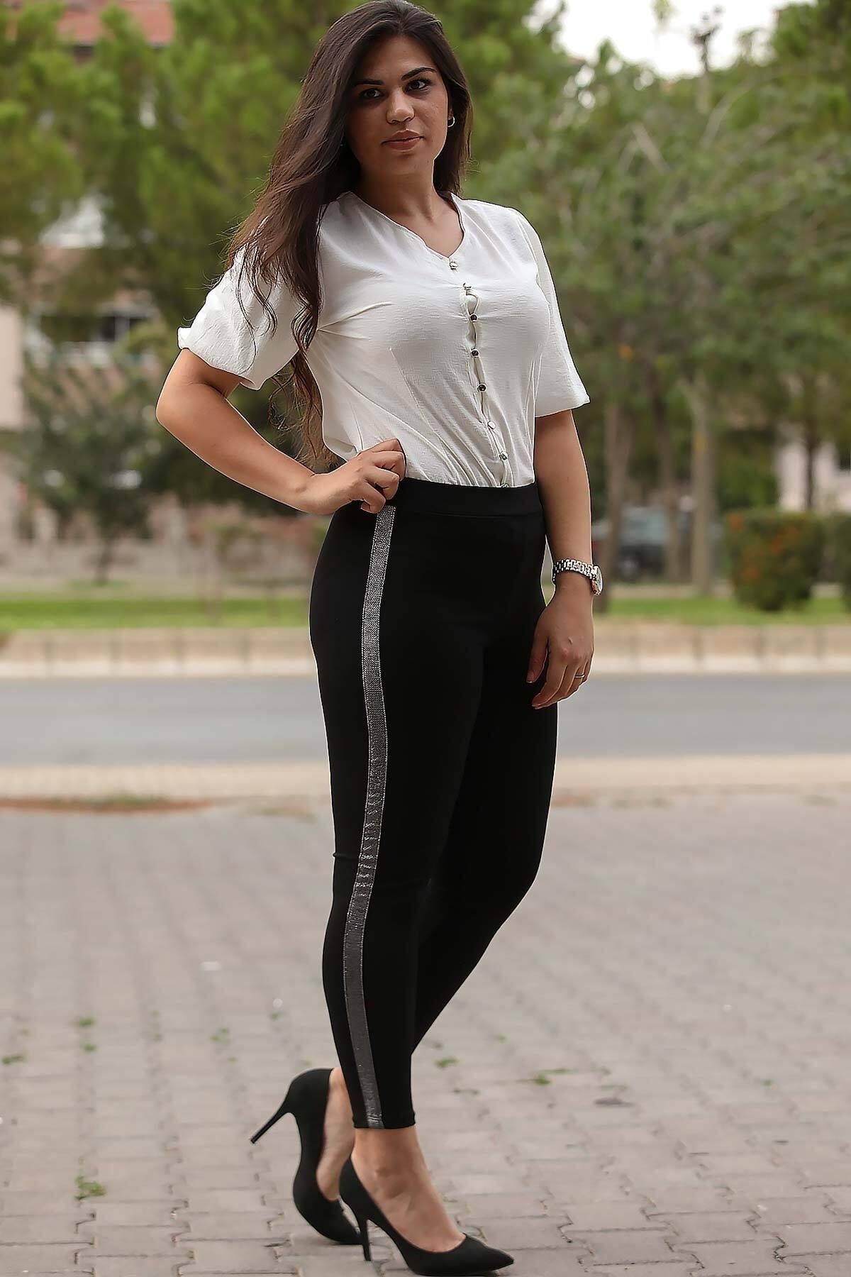 بنطال KaSheHa لون أسود