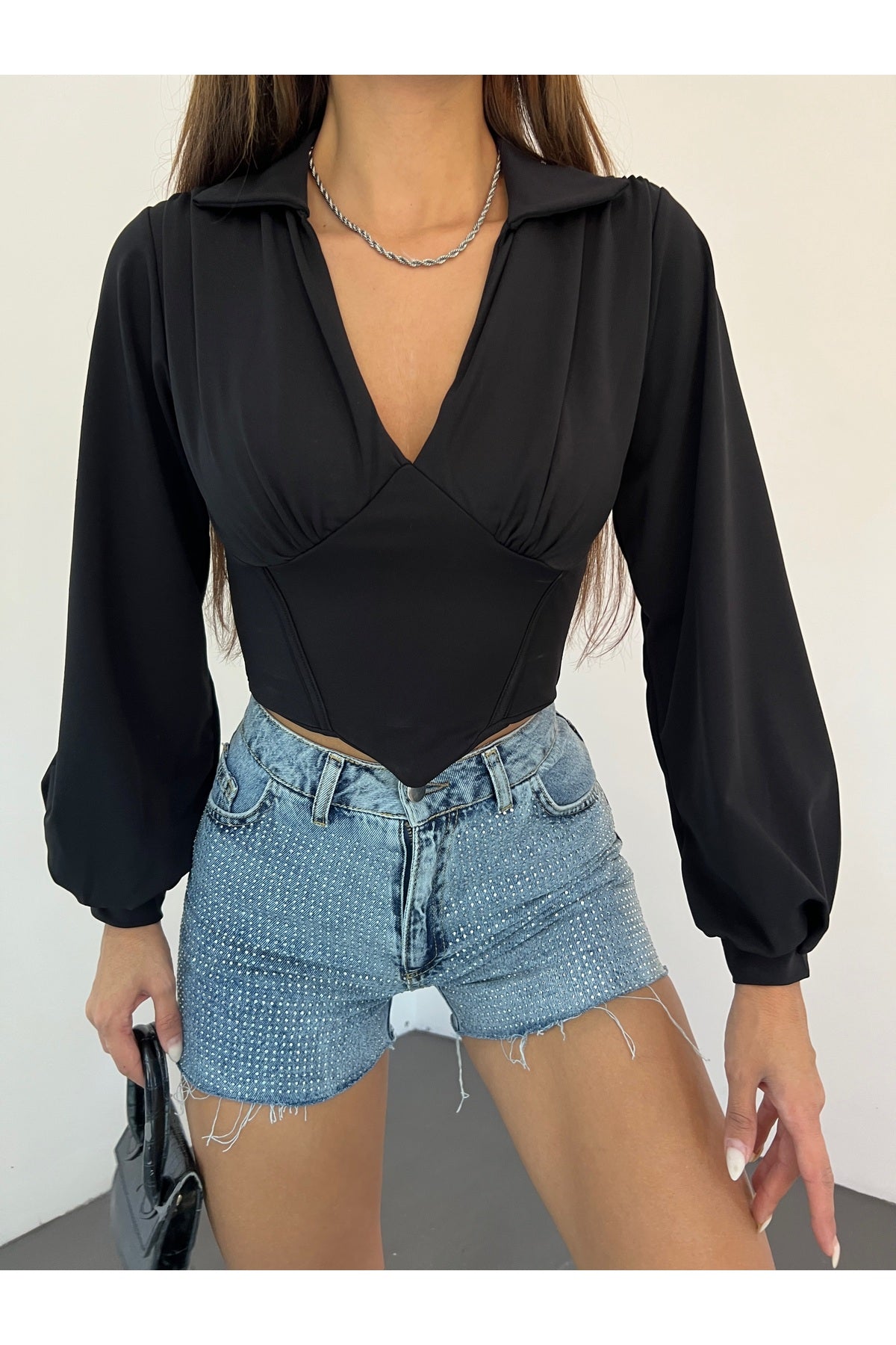 بلوزة Fav Style لون أسود