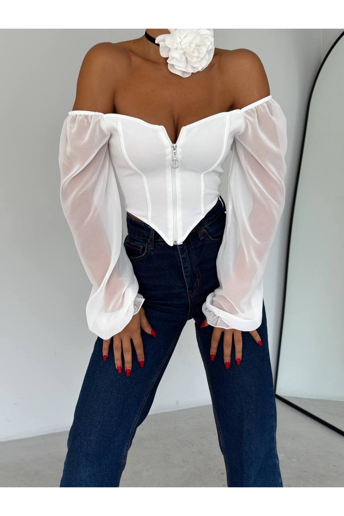 بلوزة alenmoda لون أبيض