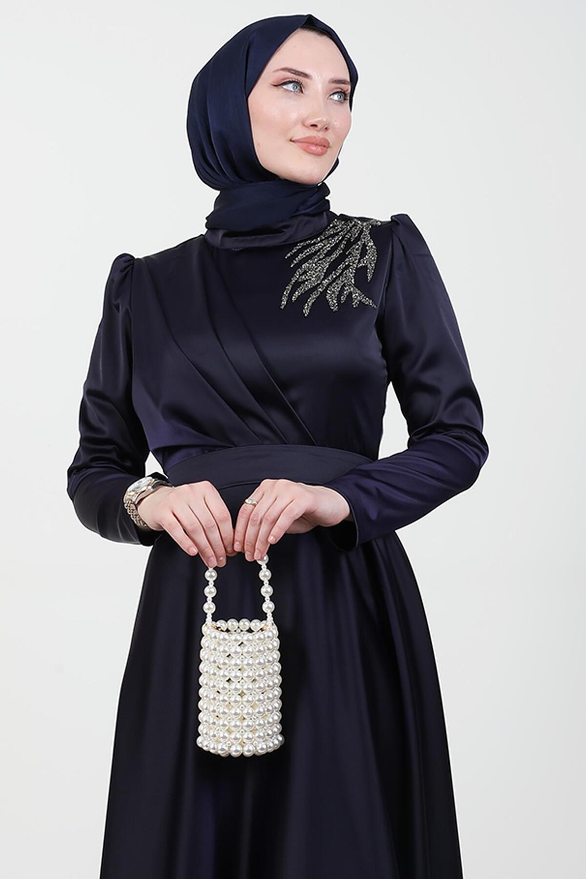 فستان سهرة giz astore لون أزرق غامق