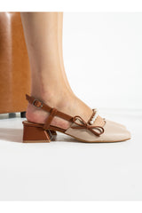 حذاء كلاسيكي بكعب Alemdar Shoes لون بيج