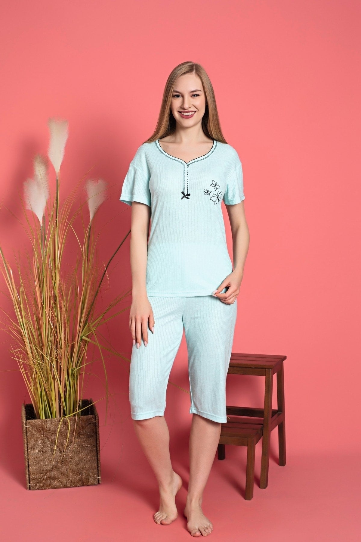 طقم بيجاما LİLA İÇ GİYİM لون أخضر