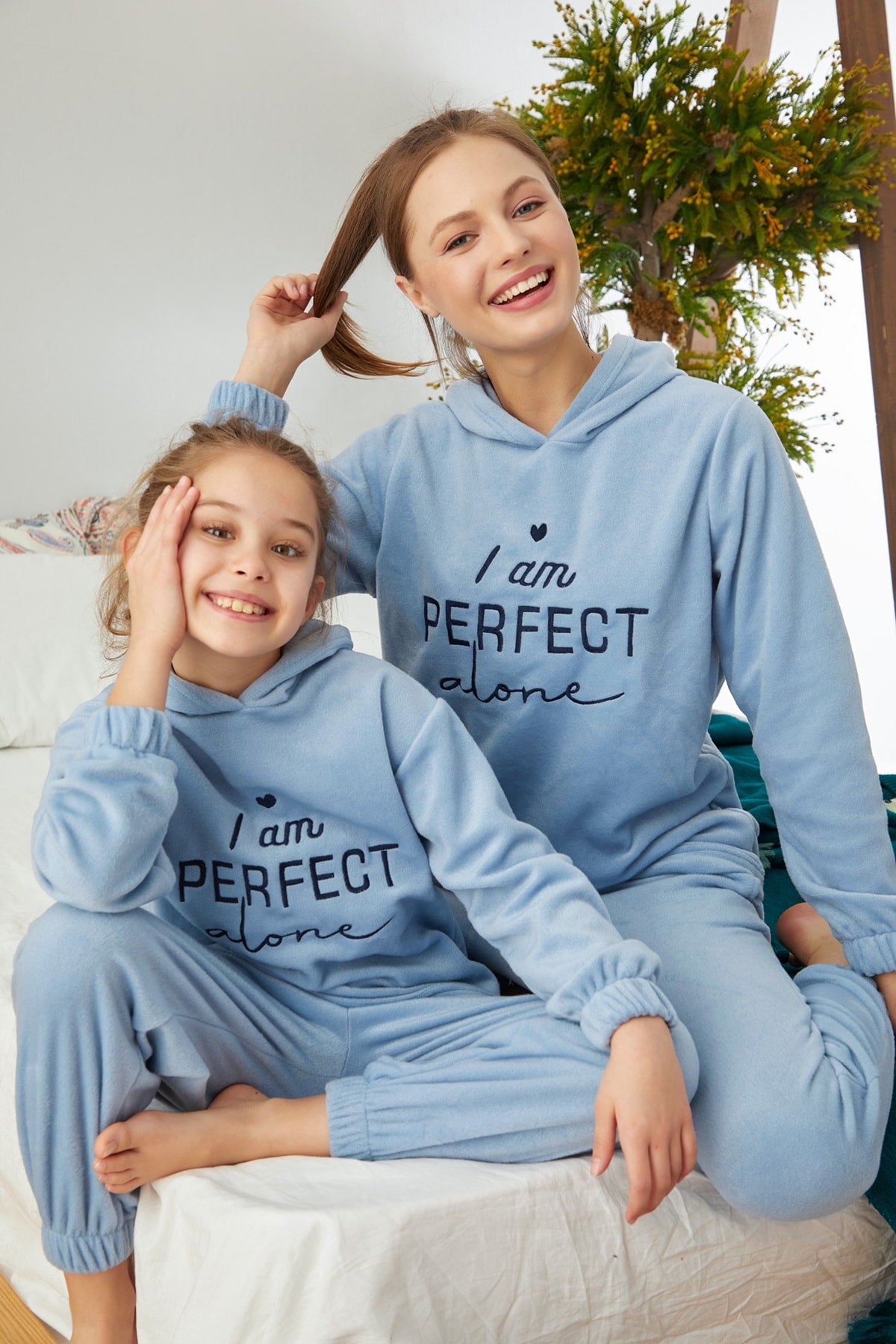 طقم بيجاما Siyah İnci لون أزرق