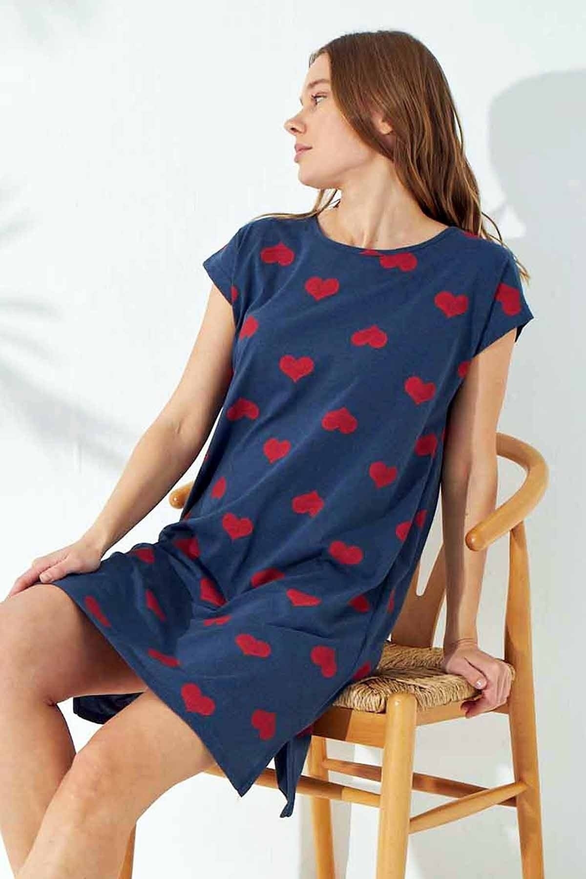 قميص النوم Siyah İnci لون أزرق غامق