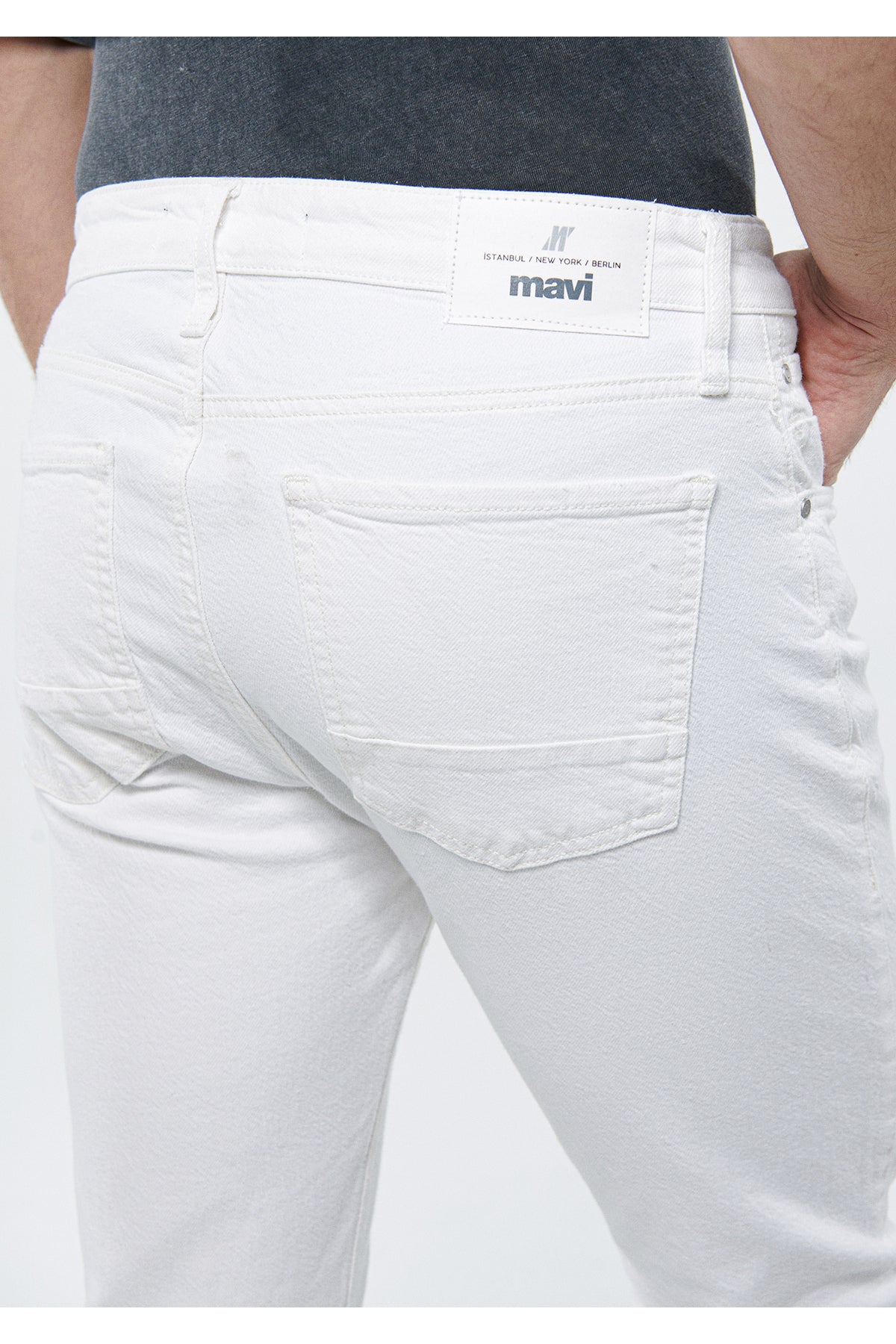 جينز Mavi لون أصفر