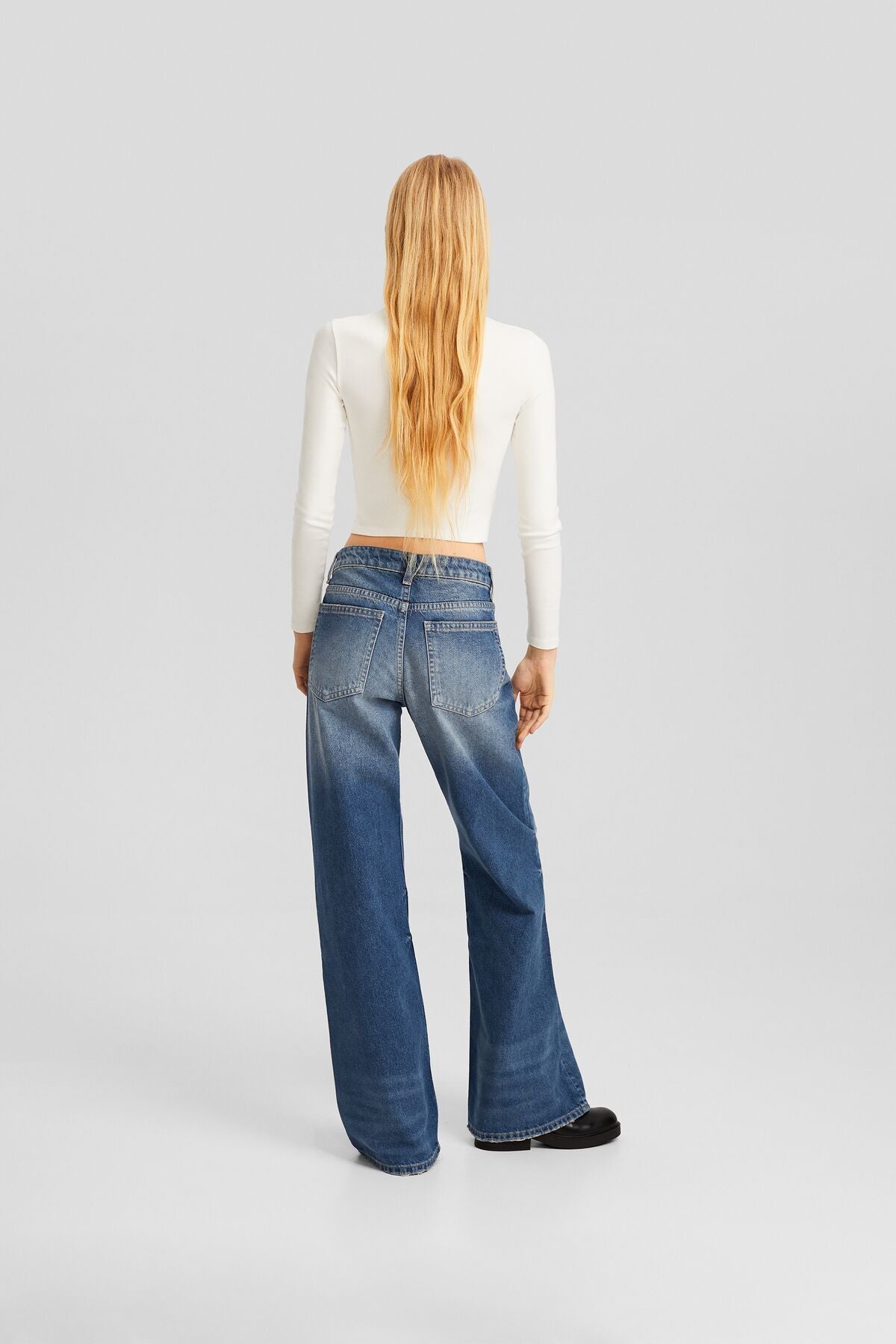 جينز Bershka لون أزرق