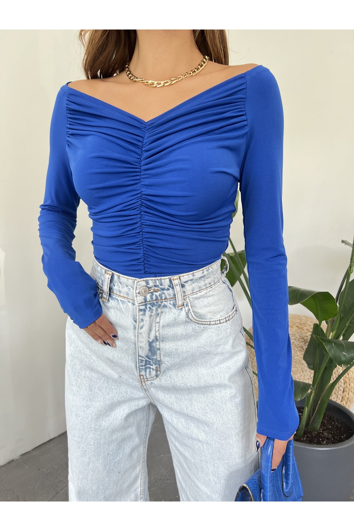 بلوزة Fav Style لون أزرق غامق