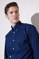 قميص BROOKS BROTHERS لون أزرق غامق