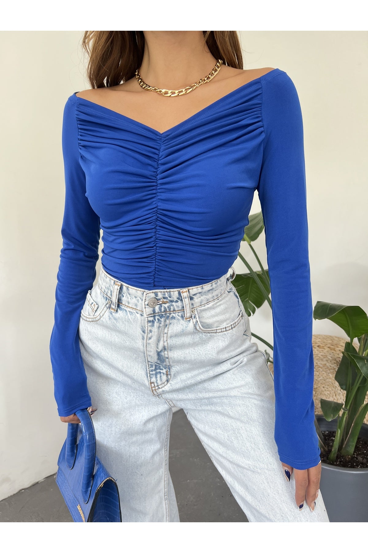 بلوزة Fav Style لون أزرق غامق