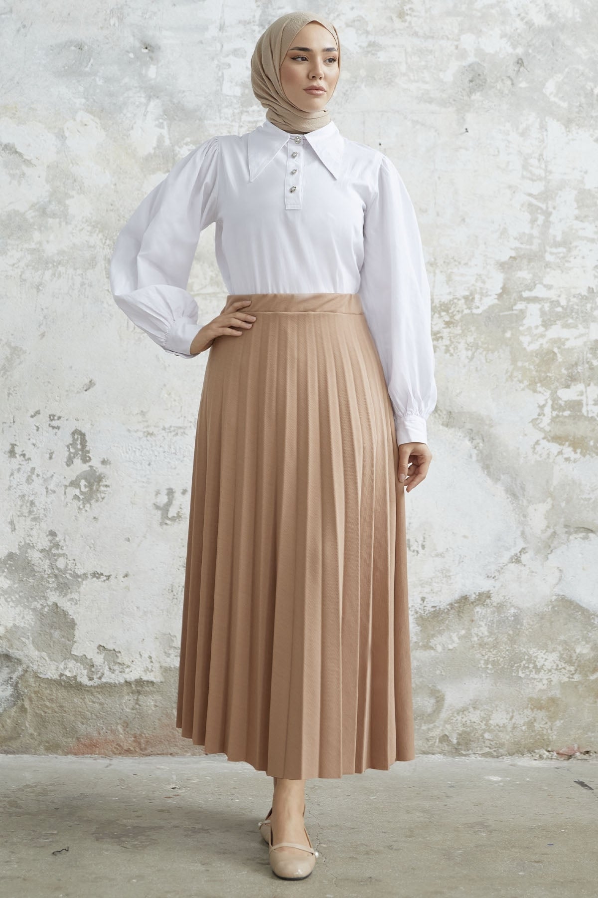 تنورة InStyle لون بيج