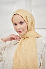 شال ARMANDA لون ذهبي