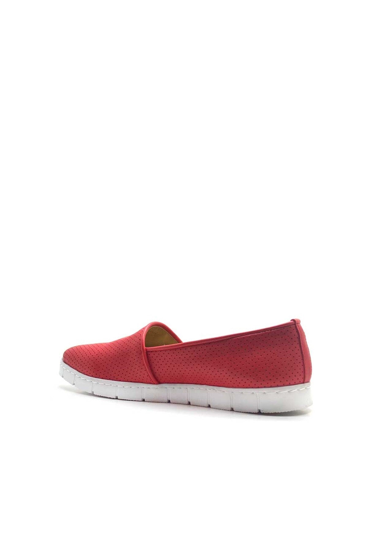 حذاء كاجوال Shoes Center لون أحمر
