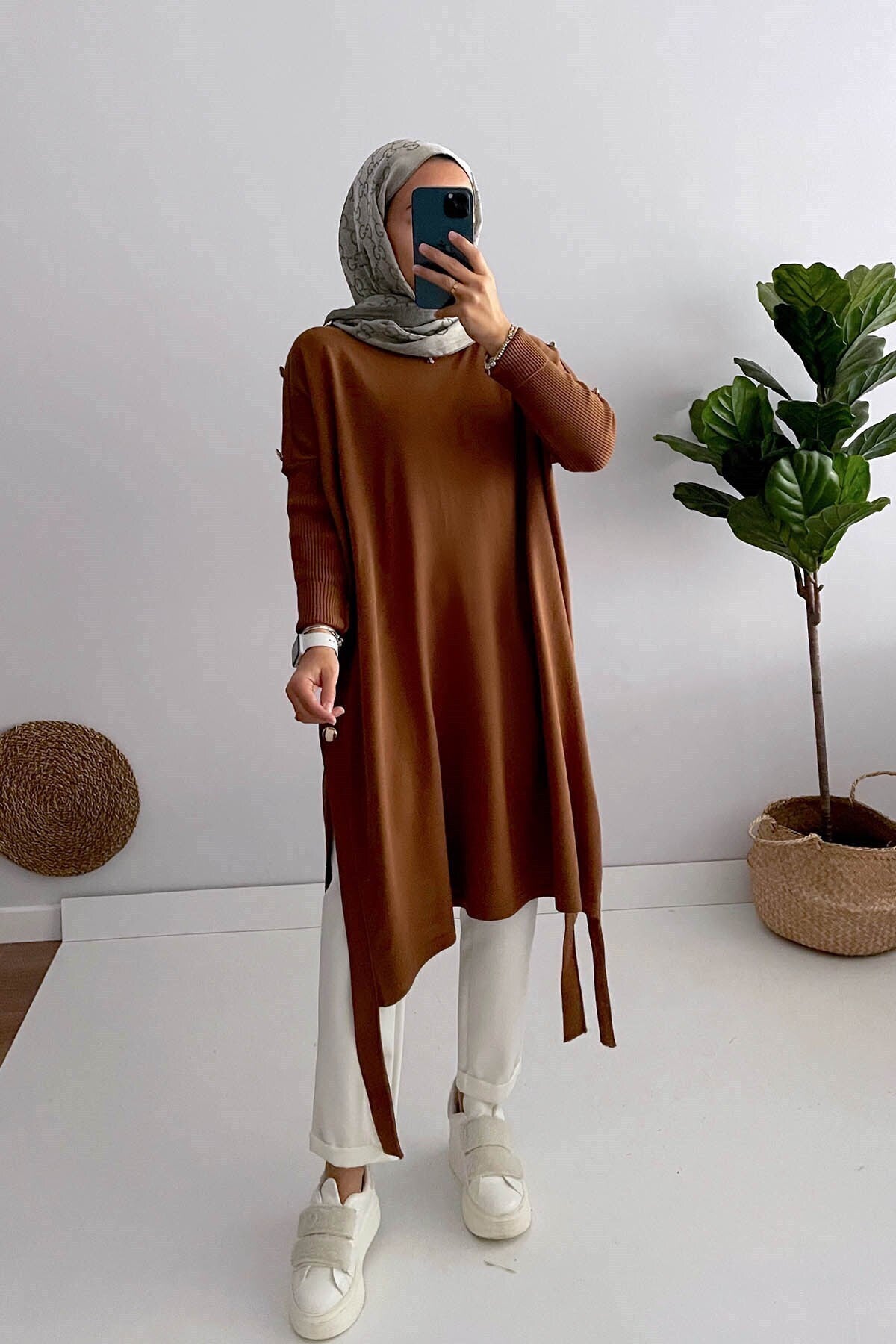 المعطف Ka Hijab لون بني