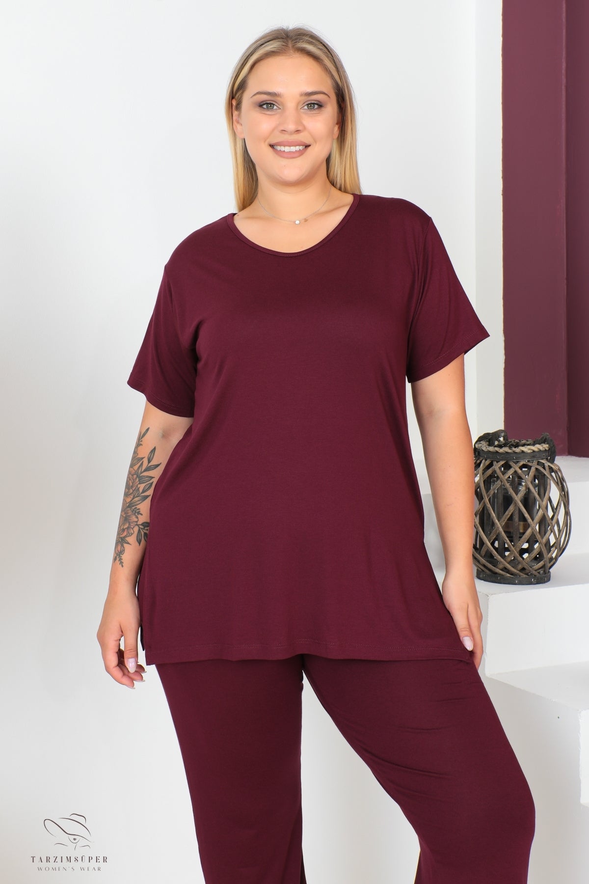 الحجم الكبير رأسًا على عقب tarzımsüper لون بوردو