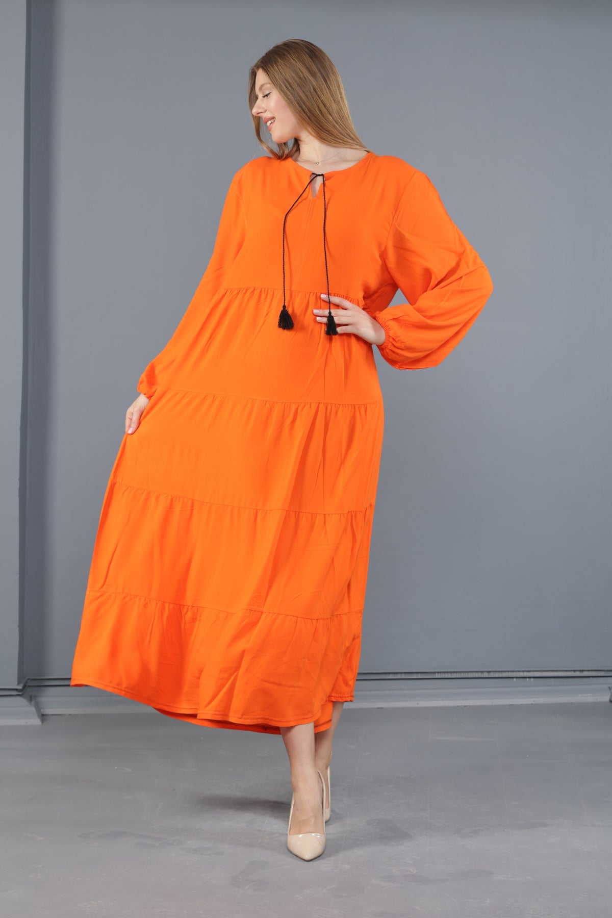 فستان mervemoda لون برتقالي