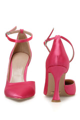 حذاء كلاسيكي بكعب Nine West لون زهري