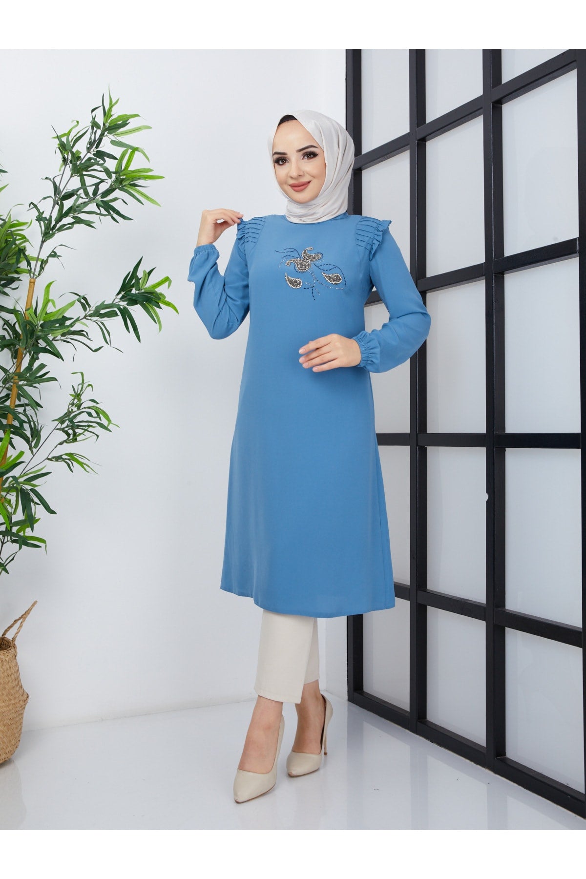 تونيك BELLİNA لون أزرق