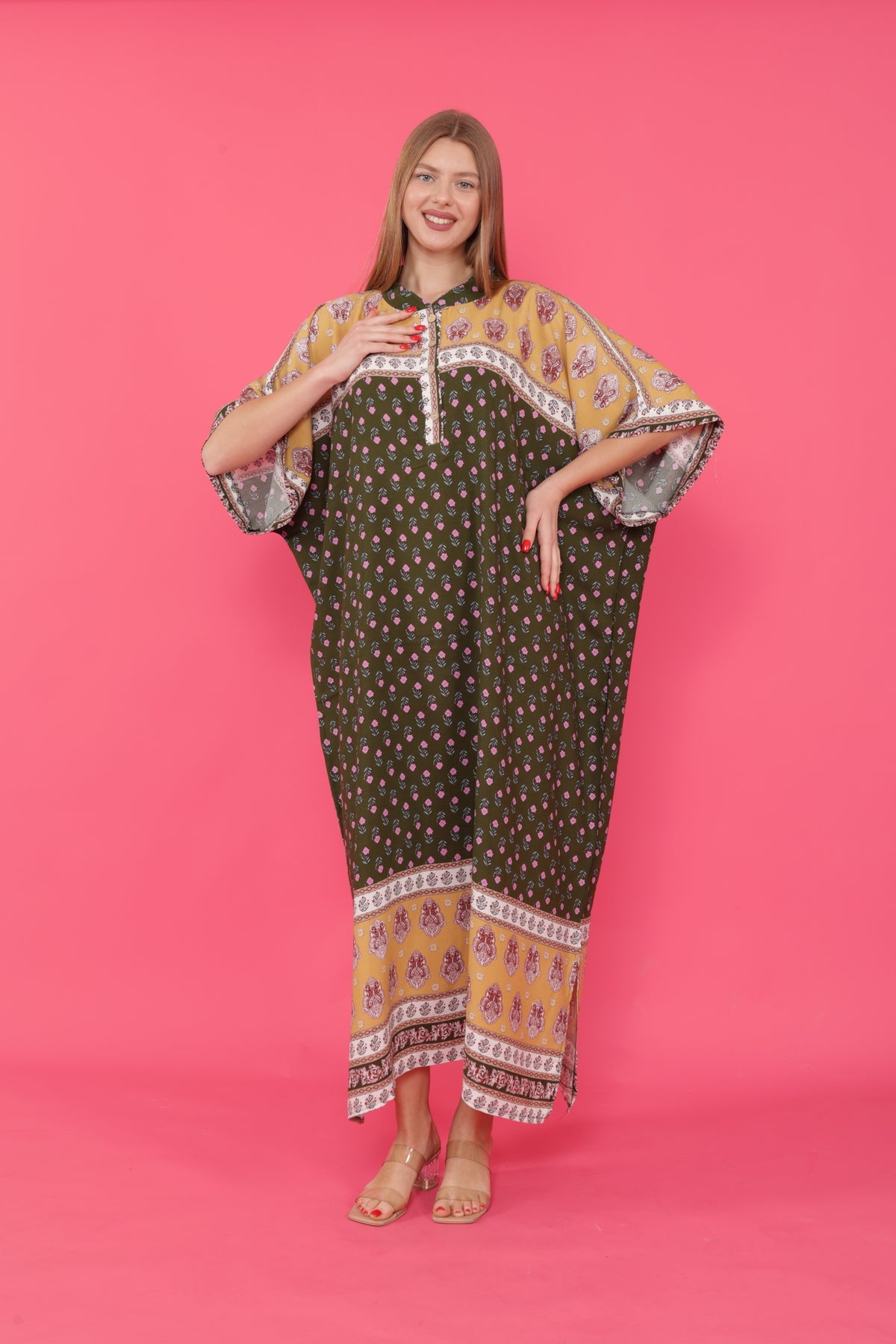 فستان mervemoda لون أخضر