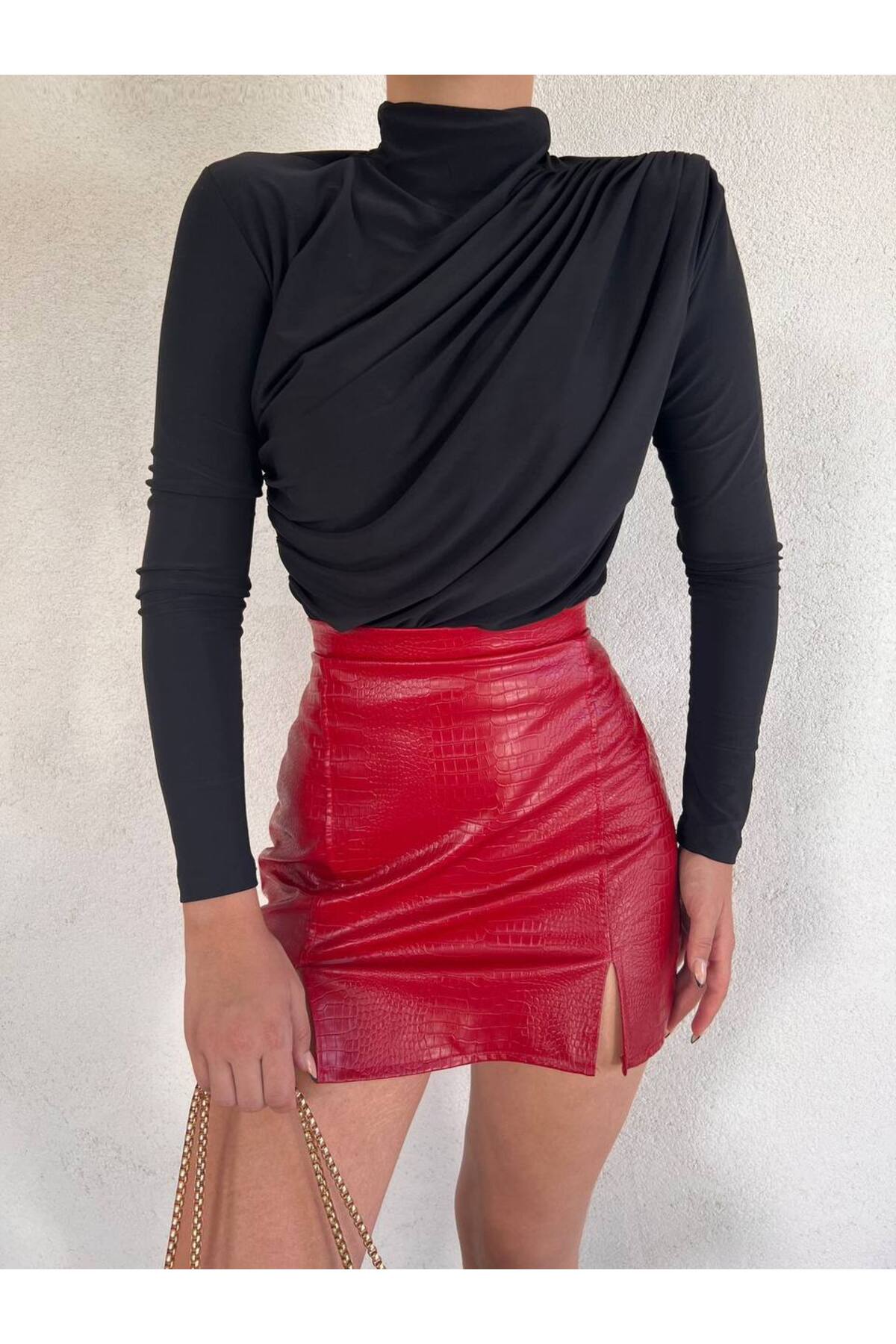 بلوزة Fav Style لون أسود
