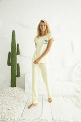 طقم بيجاما Siyah İnci لون أصفر