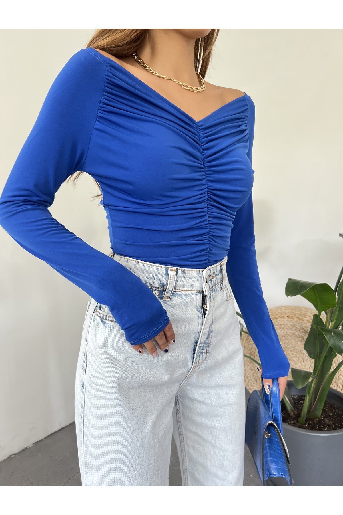 بلوزة Fav Style لون أزرق غامق