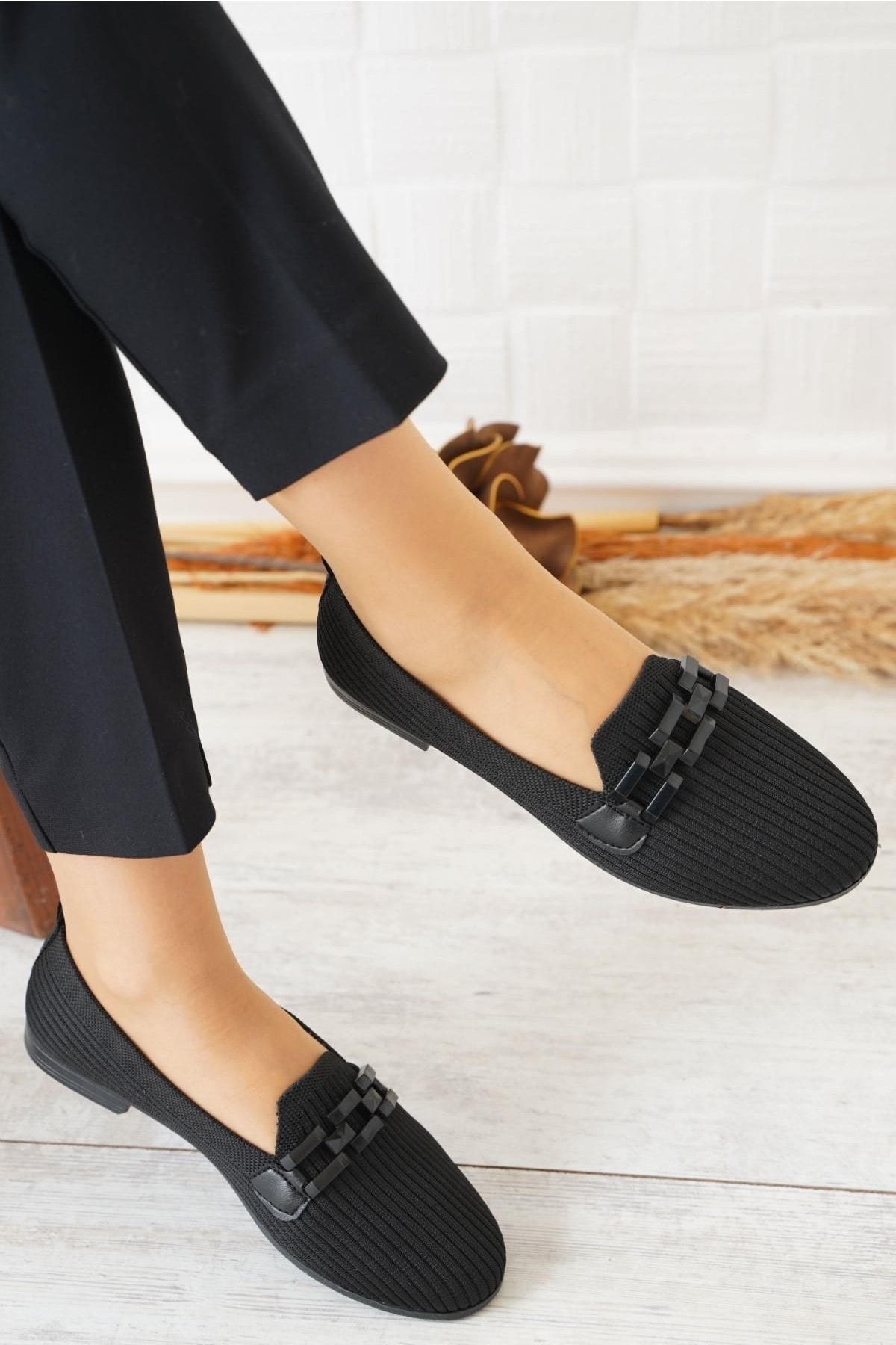 باليرينا Demashoes لون أسود