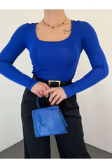 بلوزة Fav Style لون أزرق غامق