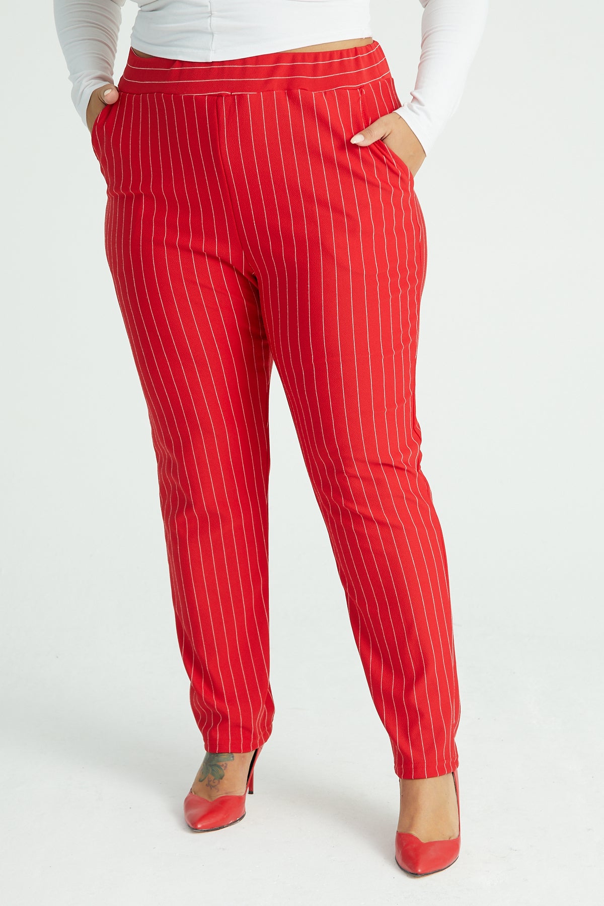 بنطال Mooi XXL لون أحمر