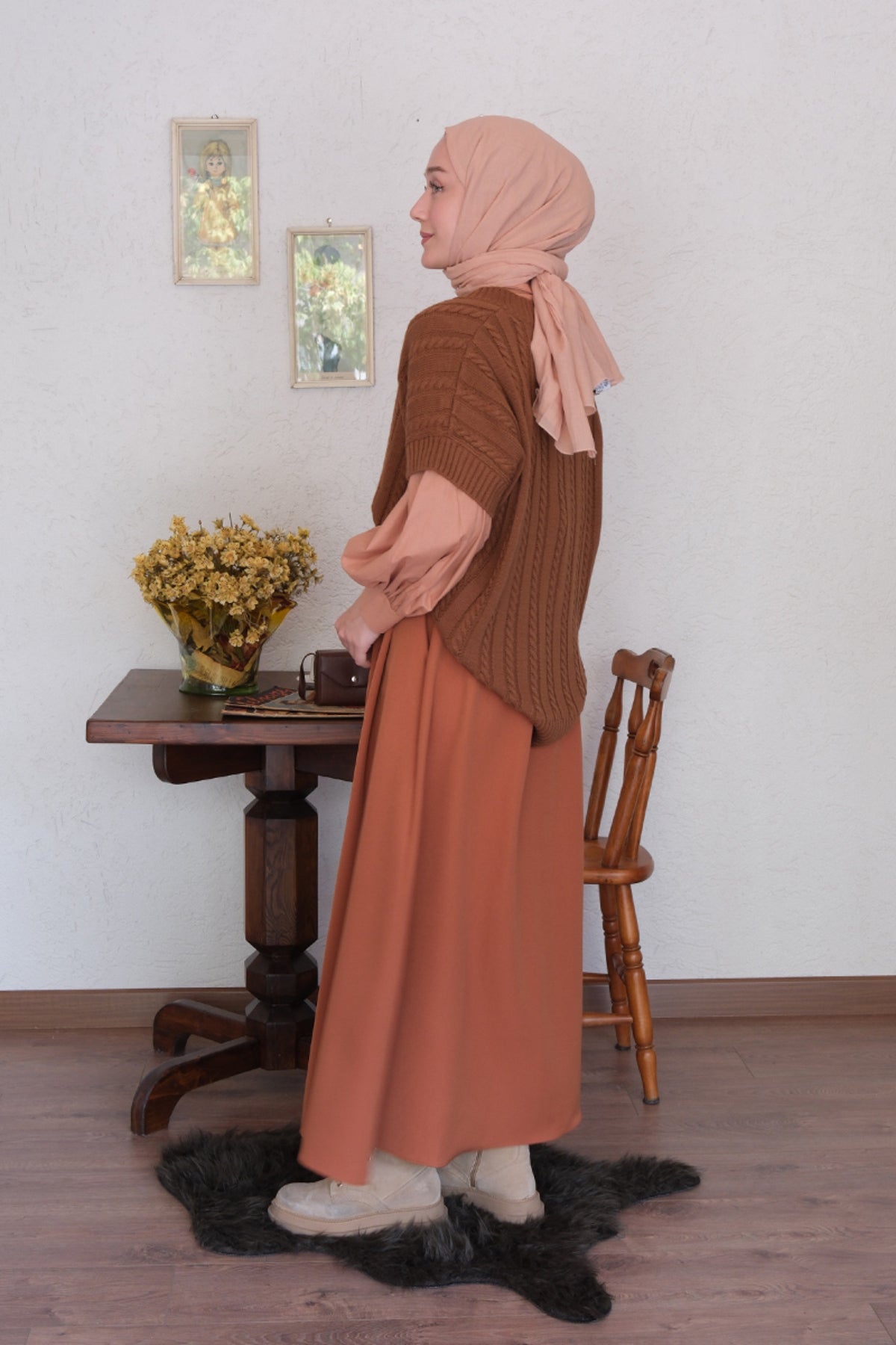 تنورة ceylan otantik لون بني