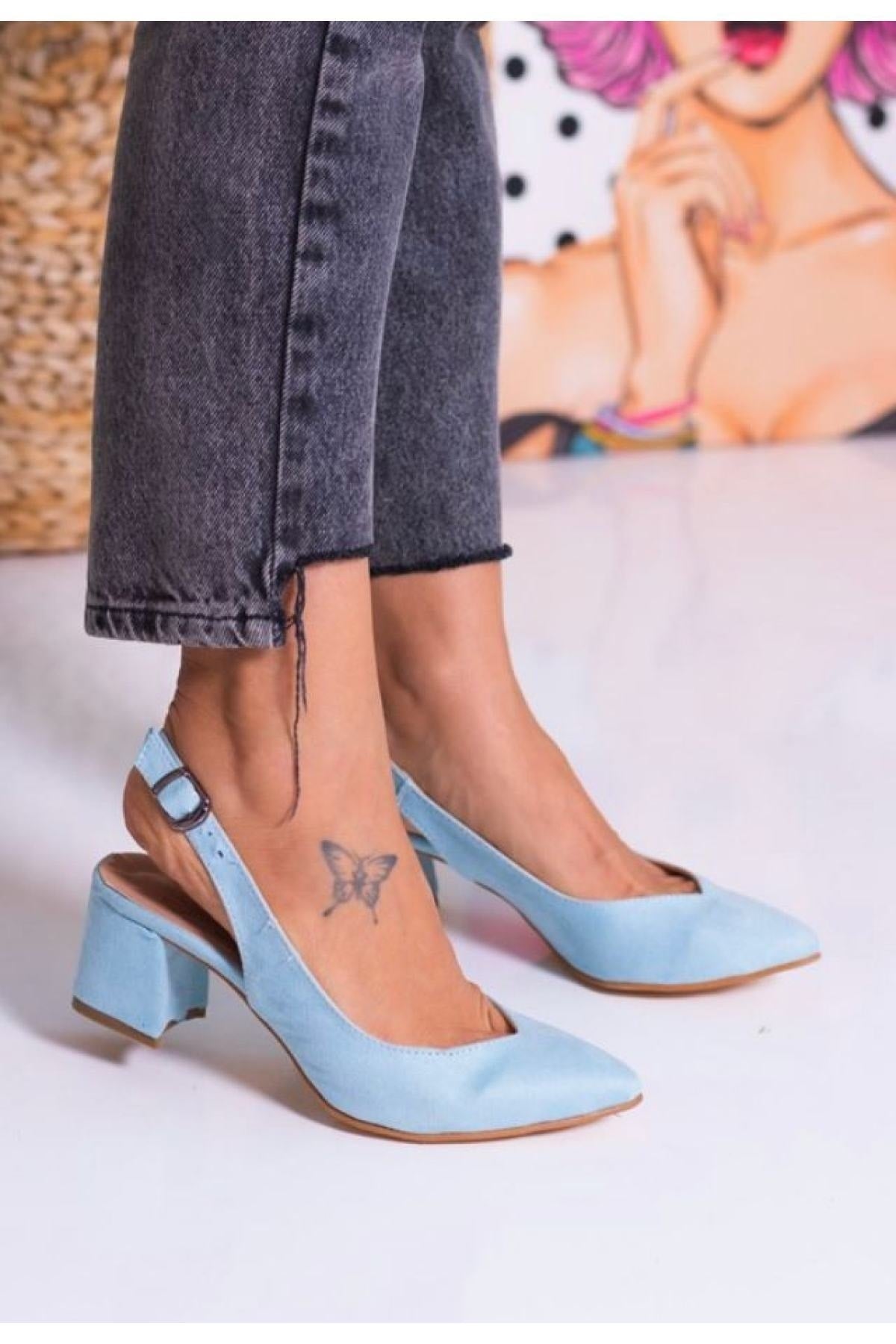 حذاء كلاسيكي بكعب Demashoes لون أزرق