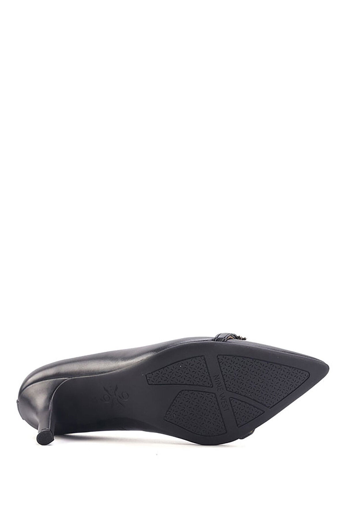 حذاء كلاسيكي بكعب Nine West لون أسود