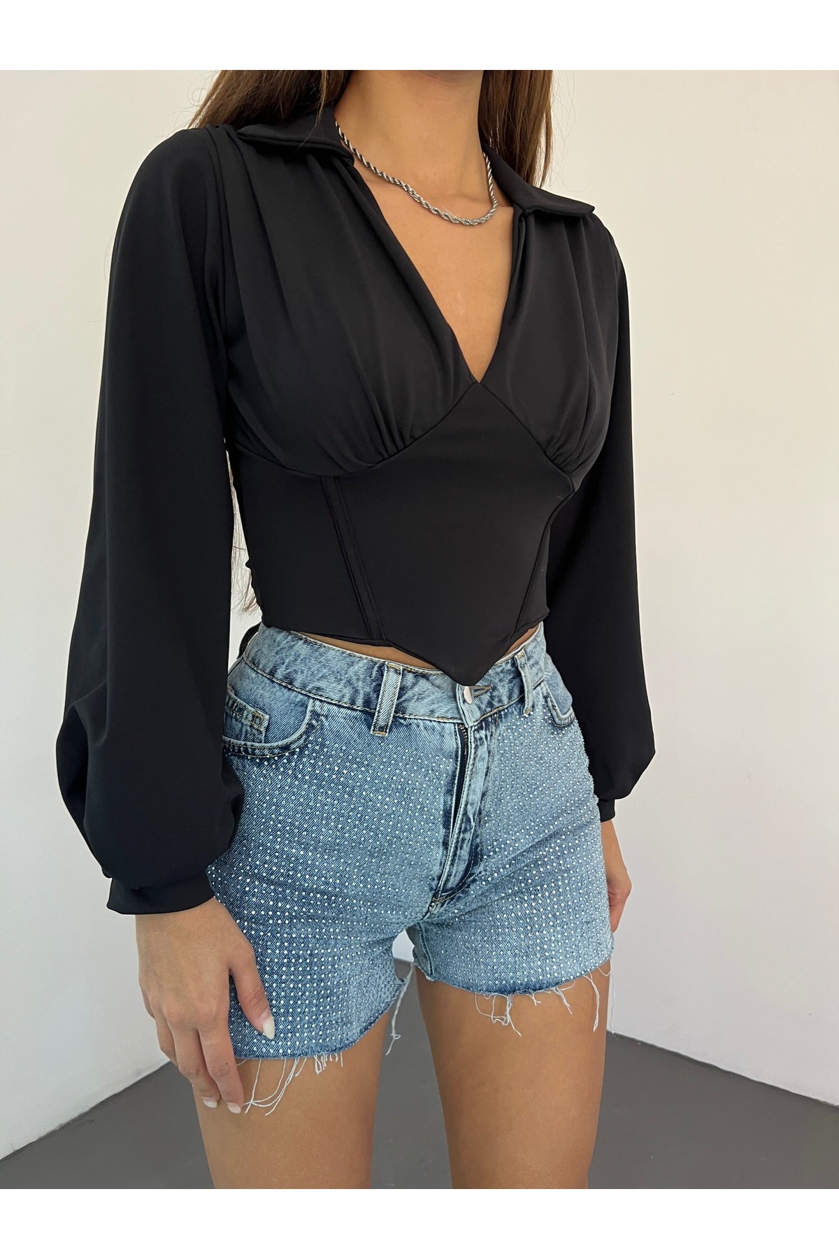 بلوزة Fav Style لون أسود