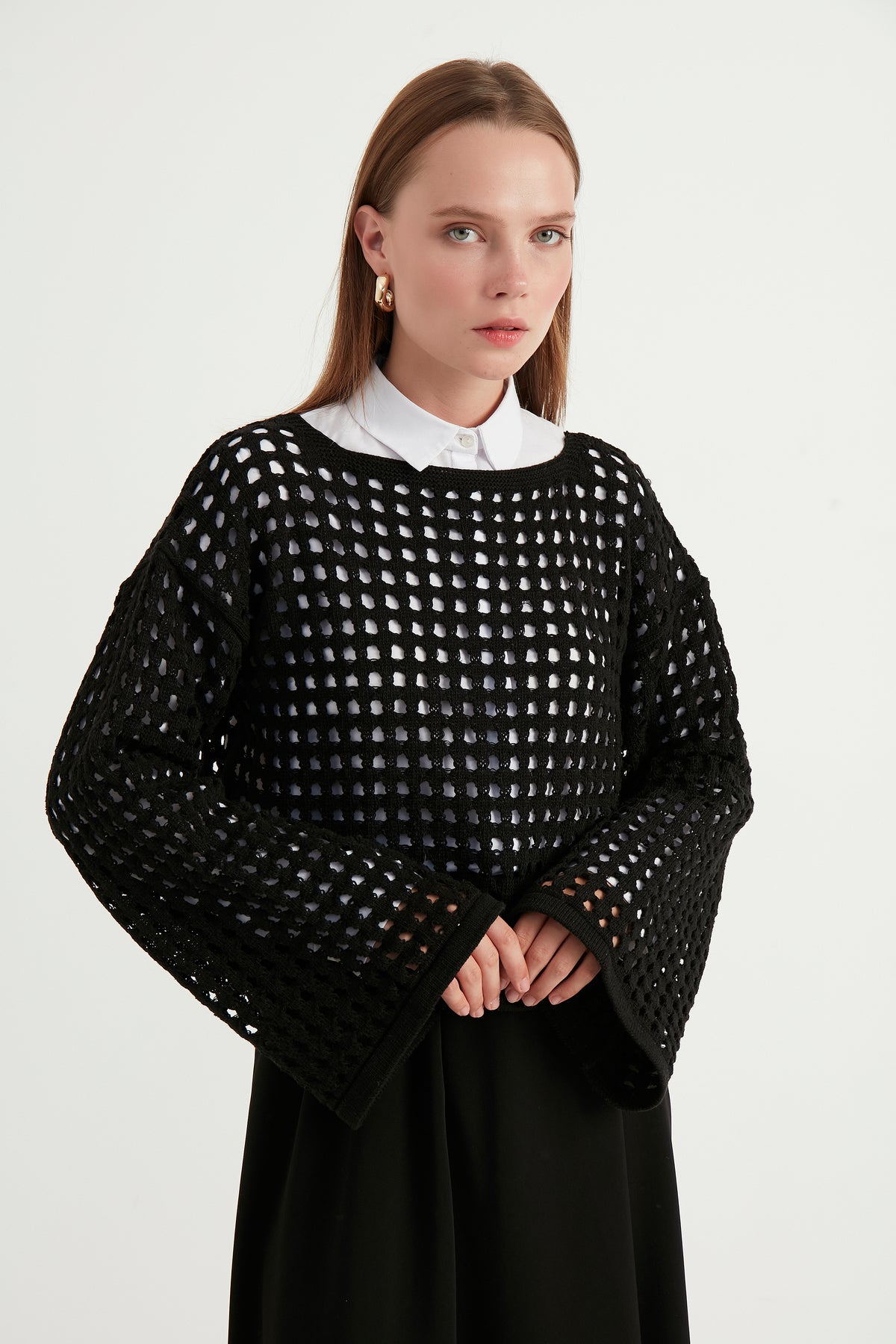 كنزة Birgül Bektaş لون أسود